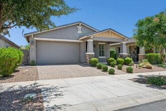 Building Photo - 10445 E Tesla Ave