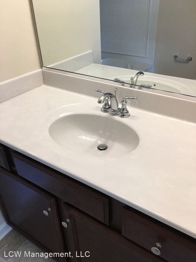 Foto del edificio - 2 br, 2.5 bath House - 5332 Farm House Trail