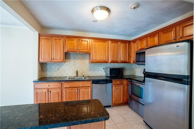 Foto del edificio - 400 New River Rd