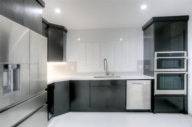 Foto del edificio - 9825 Southwest 196th Street, Cutler Bay, F...