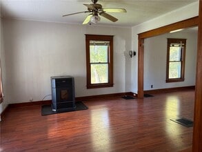 Building Photo - 15 Maple Ave Building Photo - 15 Maple Ave