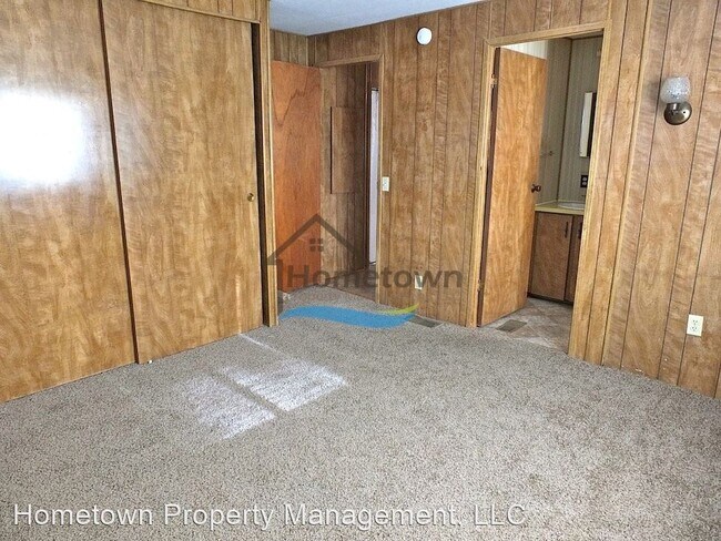 Building Photo - 3 br, 2 bath House - 1405 Church St #3