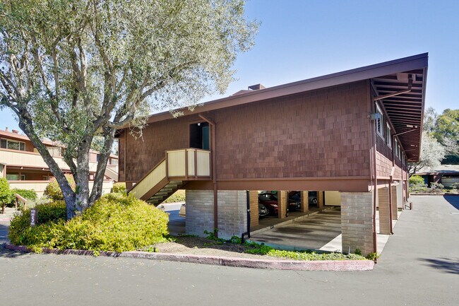 Building Photo - 500 W Middlefield Rd