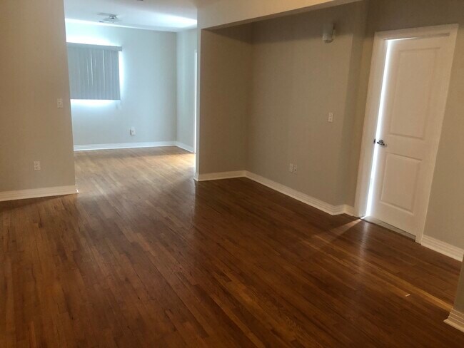 Living Room - 1250 Edris Dr