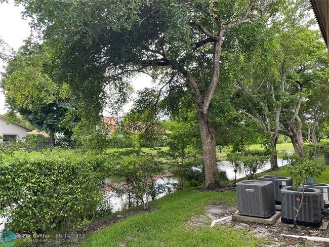 Building Photo - 12222 Royal Palm Blvd