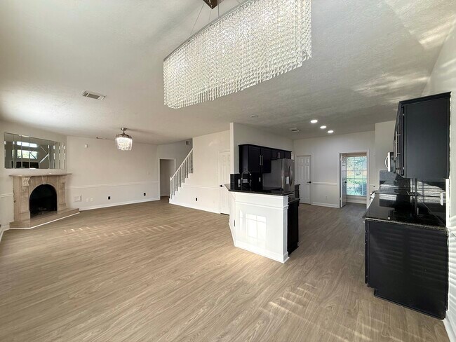 Foto del edificio - 3122 Gatesbury North Dr