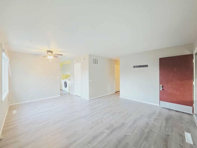 Foto del edificio - 1261/1263 Montana St.