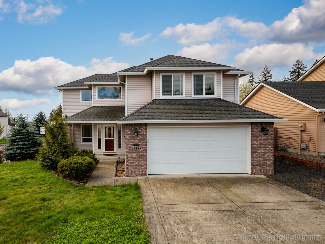 Foto principal - 34692 Cascade St