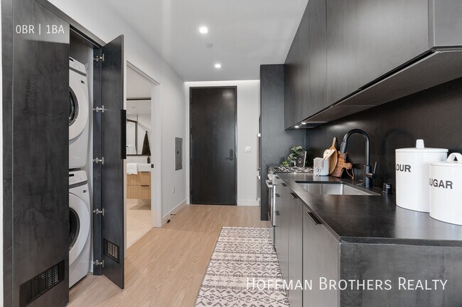 Foto del edificio - 3688 Overland Ave