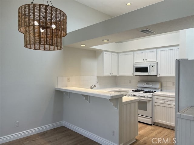 Building Photo - 4822 Tiara Dr