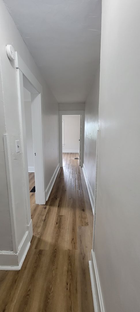 Foto del edificio - Westside Spacious Two Bedroom Two Story Du...