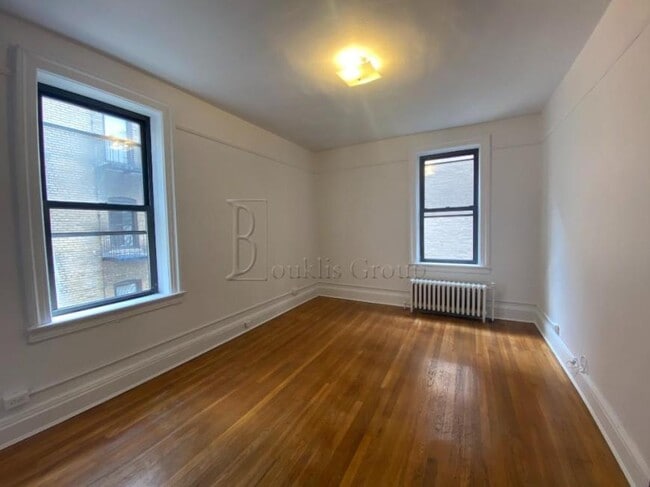 1 bedroom in ASTORIA NY 11103 - 1 bedroom in ASTORIA NY 11103 Apartment