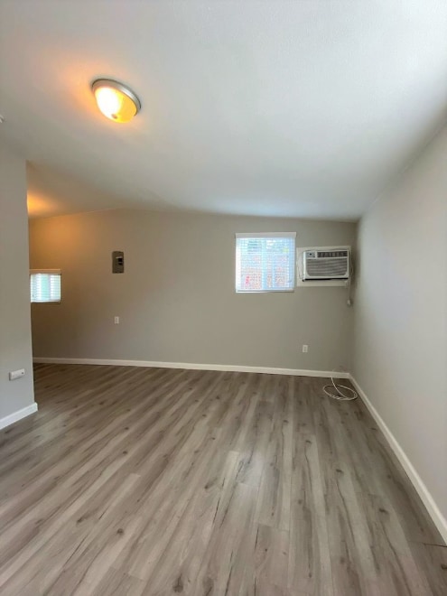 Building Photo - 258 N Ave 49