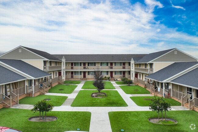 Alternate exterior - Westlake Apartments