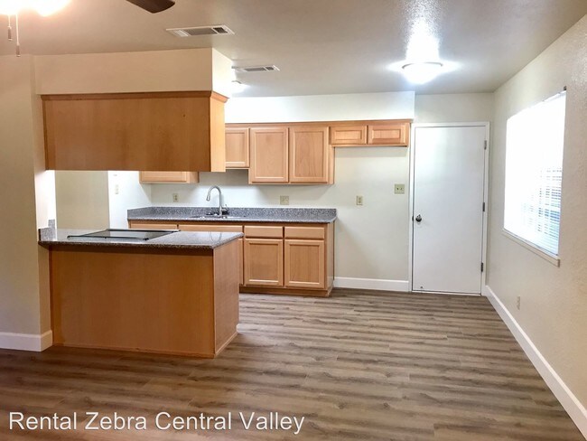 Building Photo - 3 br, 2 bath House - 1455 Loughborough