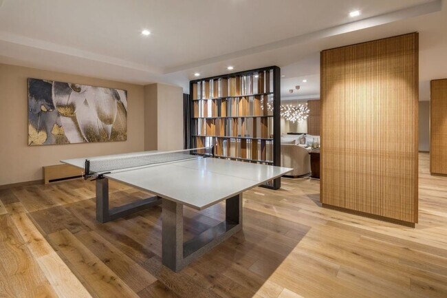 Foto del edificio - 560 W 43rd St