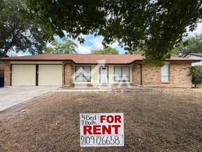 Building Photo - 13207 La Ventana St