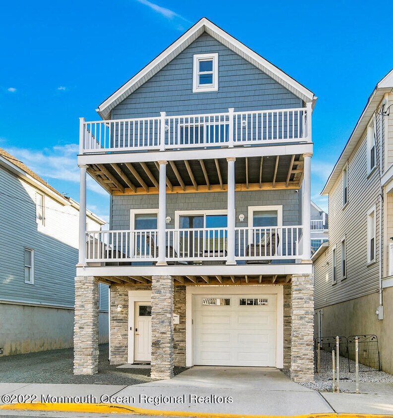 10 Center St, Rumson, NJ 07760 House Rental in Rumson, NJ