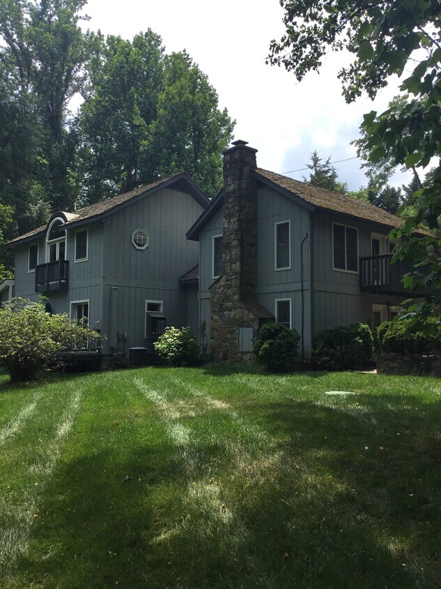 1138 Swinks Mill Rd, McLean, VA 22102 House Rental in McLean, VA