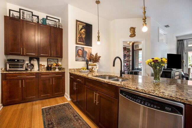 Foto del edificio - 430 Union Ave NE