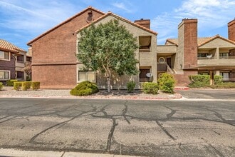 Building Photo - 5016 S Rainbow Blvd