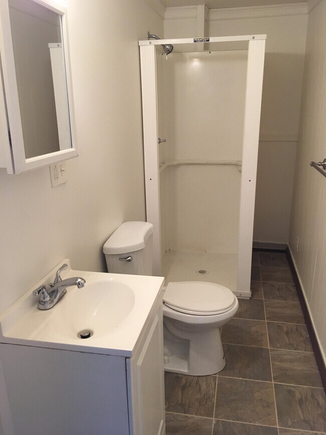 901 Main St Unit 39, Westbrook, ME 04092 Apartment for Rent in