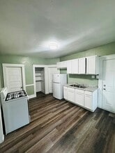 Building Photo - 1610 62nd St