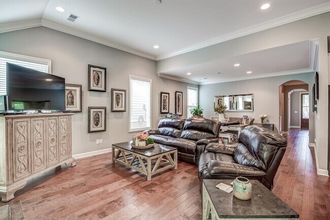 Foto del edificio - 85 Nokes Dr