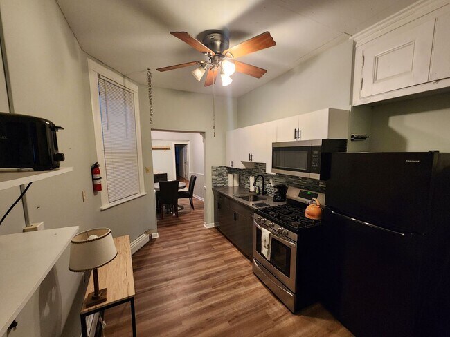 Foto del edificio - 2 Bedroom Condo Apartment in Jersey City NJ