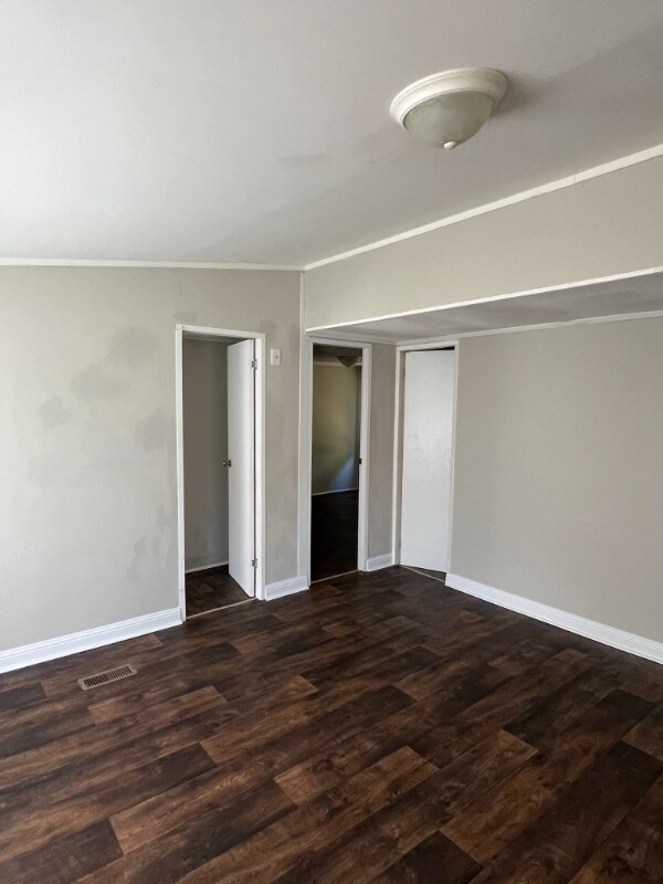 Building Photo - 1402 Burrell Rd