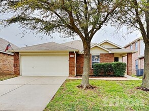 Building Photo - 1128 Maplewood Ln