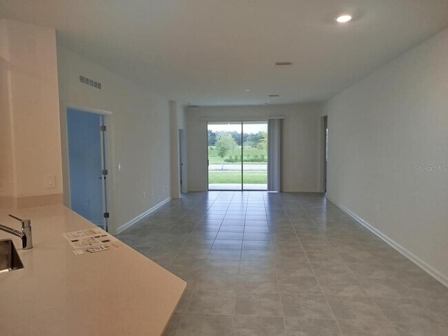 Foto del edificio - 4038 Gooseberry Trl