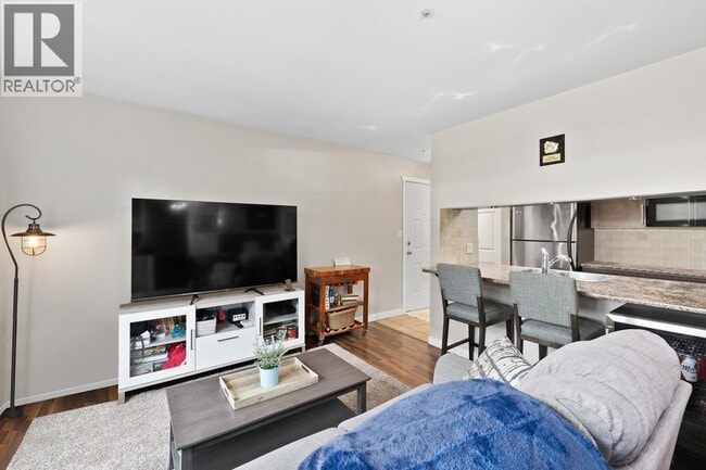 Building Photo - 2120 Central Ave