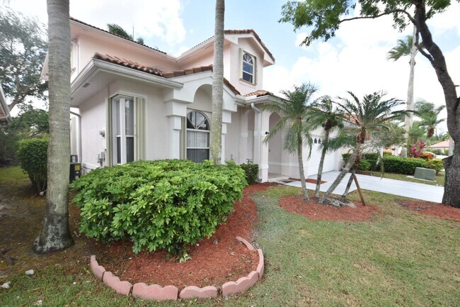 Building Photo - 7697 Highlands Cir