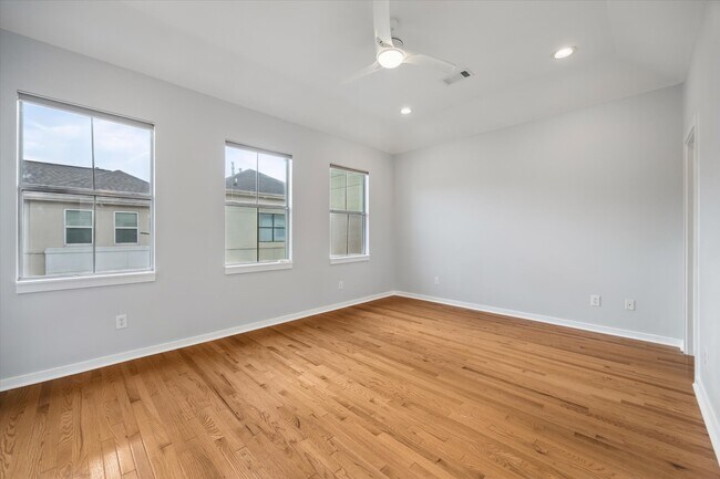 Building Photo - 4333 O'Reilly