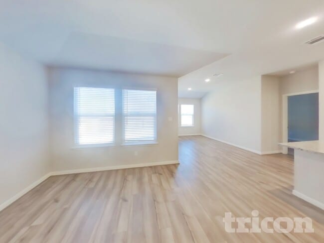 Foto del edificio - 5818 Nyla Wy