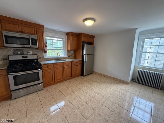 Foto del edificio - 629 3rd St