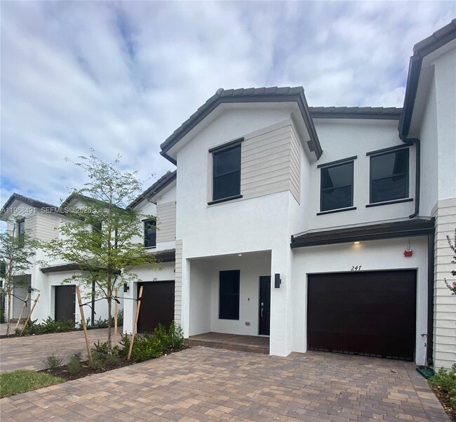 Foto del edificio - 247 SW 159th Dr