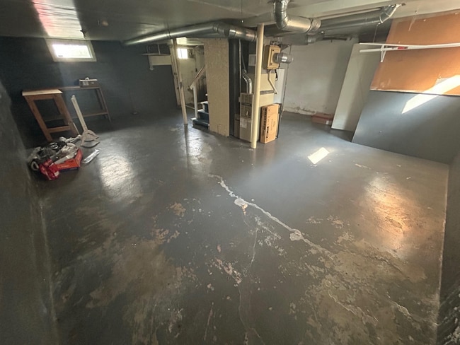 Photo - 735 Compton St House