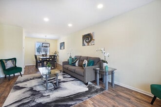 Building Photo - 291 Weatherford Ln