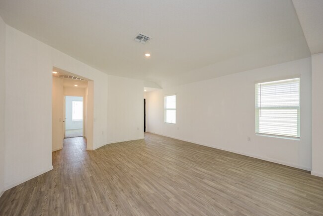 Building Photo - 4411 Meadowland Pl