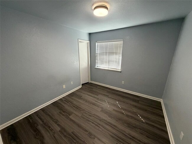 Building Photo - 1431 Hyridge Cir
