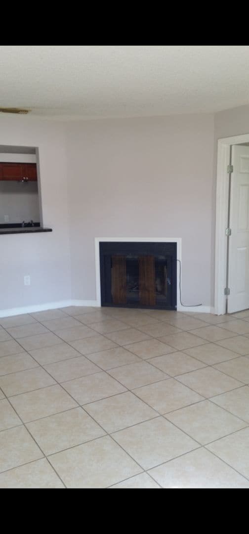 Building Photo - 824 Hammond Manor Dr