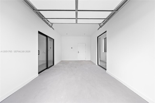Foto del edificio - 3189 SW 23rd St
