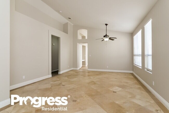 Building Photo - 1737 Talon Ave