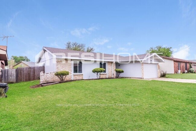 Building Photo - HOME FOR RENT!
