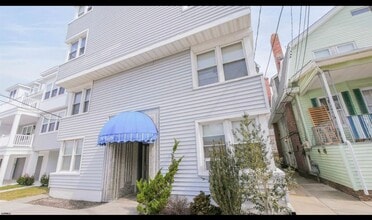 Building Photo - 11 S Nashville Ave