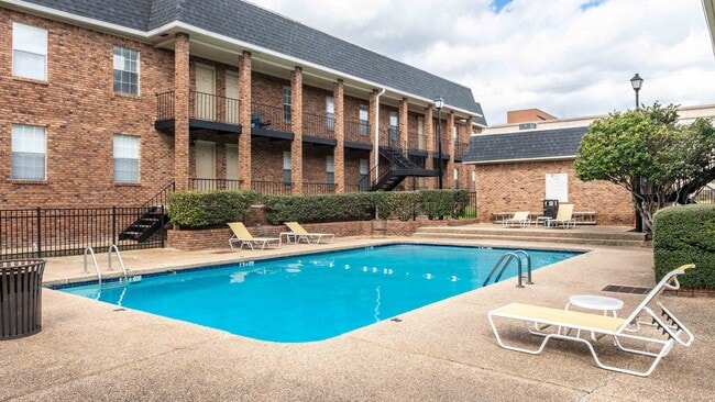 Photo - Hardy Manor Apartment Homes