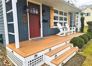 Building Photo - 57 Wampanoag Cir