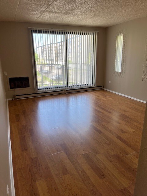 Building Photo - 9098 W Terrace Dr